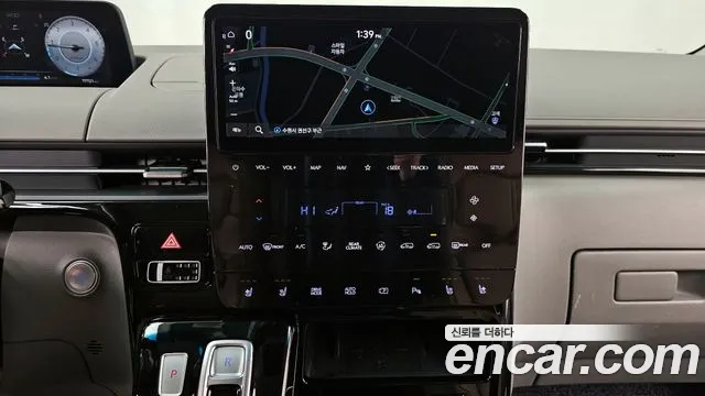 Hyundai Staria Staria 4WD Lounge 9 мест — Фото автомобиля 15