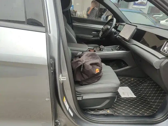 BYD Song Pro — Фото автомобиля 24