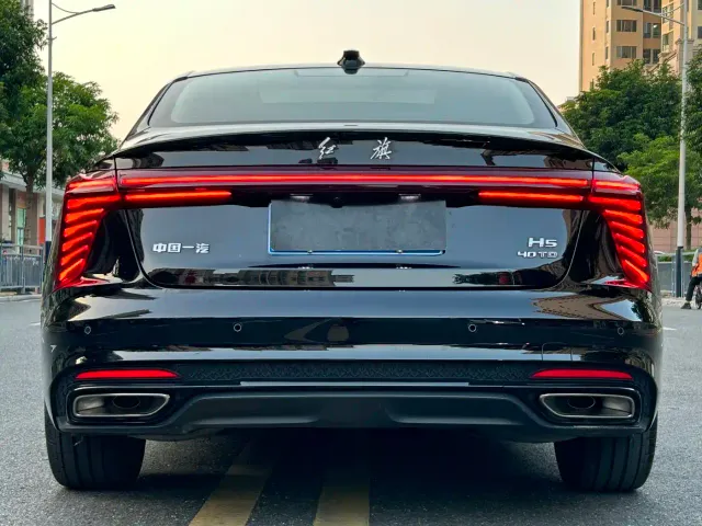 Hongqi H5 — Фото автомобиля 5
