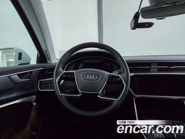 Audi A6 C8 — Фото автомобиля 14