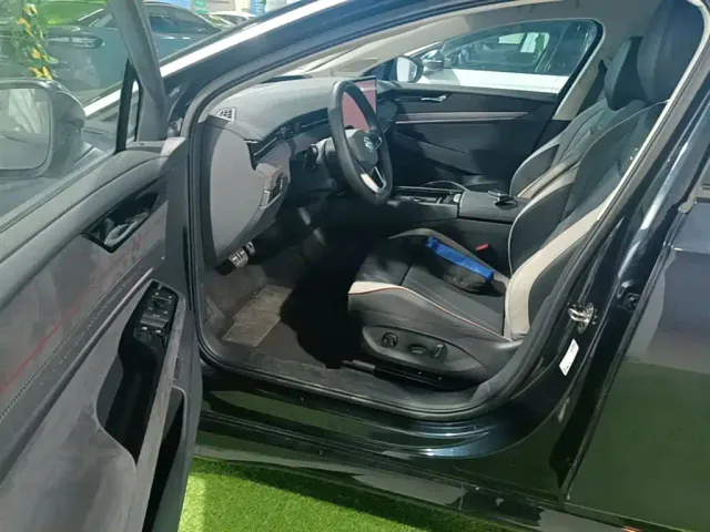 Volkswagen ID.7 Vizzion — Фото автомобиля 15