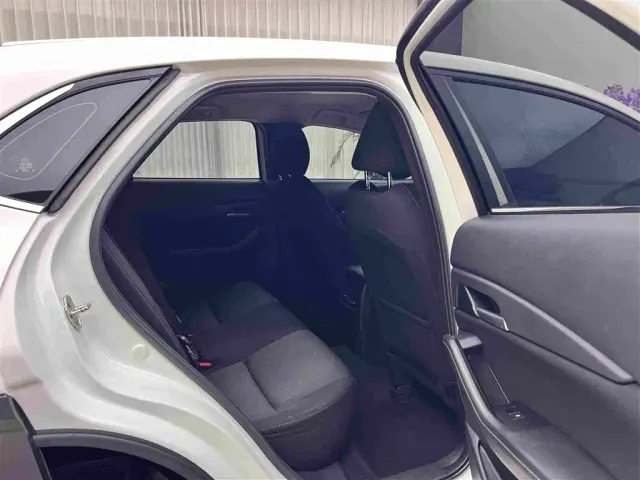 Mazda Mazda CX-30 EV 2021 Pure Electric Enjoyment Edition — Фото автомобиля 11