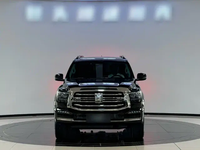 Tank Tank 500 2022 3.0T Black Warrior Limited Edition 5-seater — Фото автомобиля 2