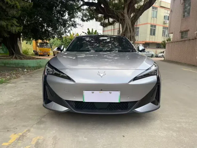 Arcfox Alpha S5 — Фото автомобиля 2