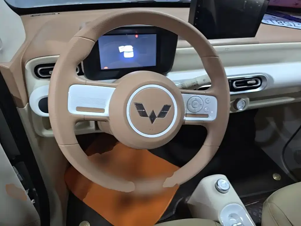 Wuling Motors Hongguang MINIEV 2024 3rd Generation 215km Youth Edition — Фото автомобиля 10