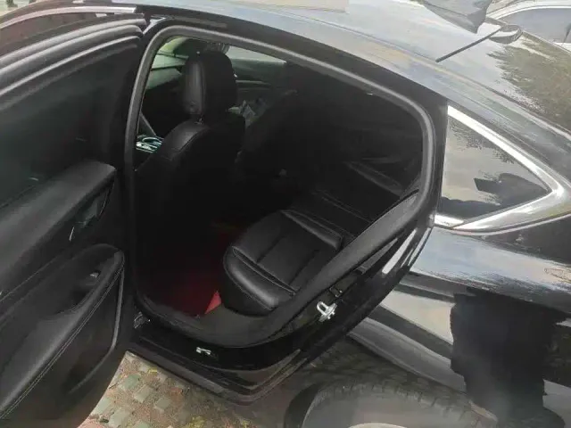 Buick Regal — Фото автомобиля 6