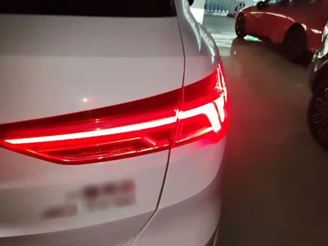 Audi Q3 — Фото автомобиля 7