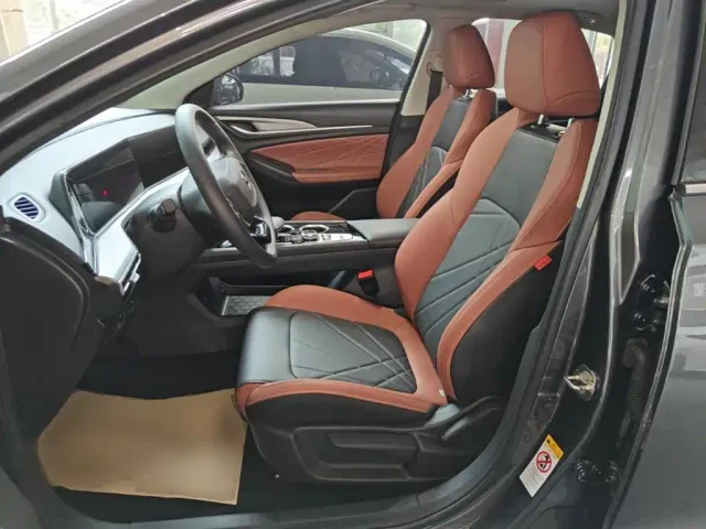 Changan Eado — Фото автомобиля 14