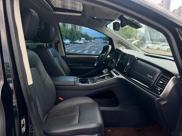 GAC Trumpchi M8 — Фото автомобиля 17