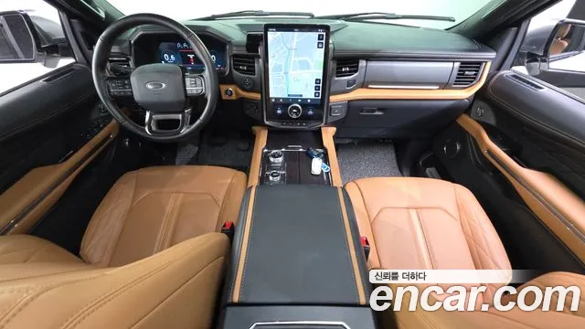Ford Expedition — Фото автомобиля 2
