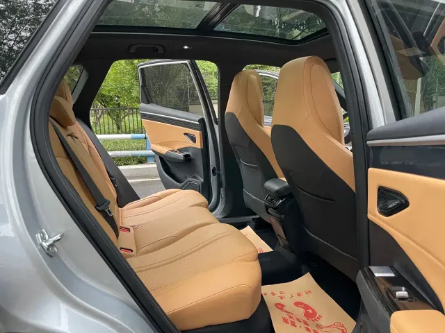 Geely Galaxy L7 — Фото автомобиля 12