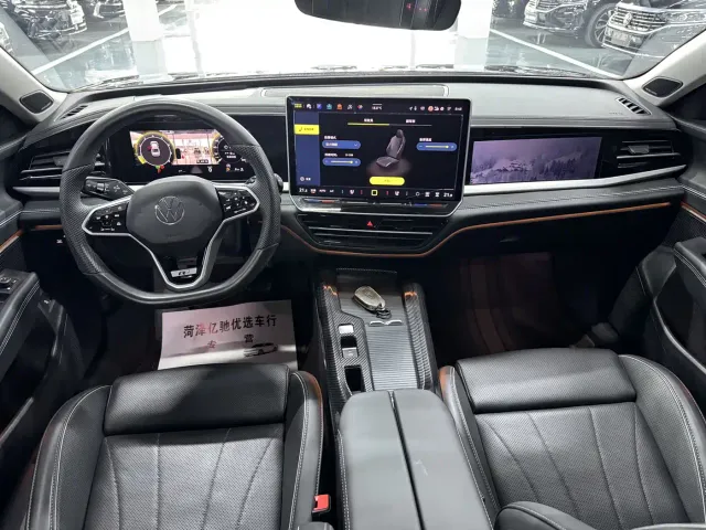 Volkswagen Passat — Фото автомобиля 6