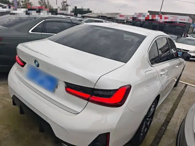 BMW 3 Series — Фото автомобиля 6