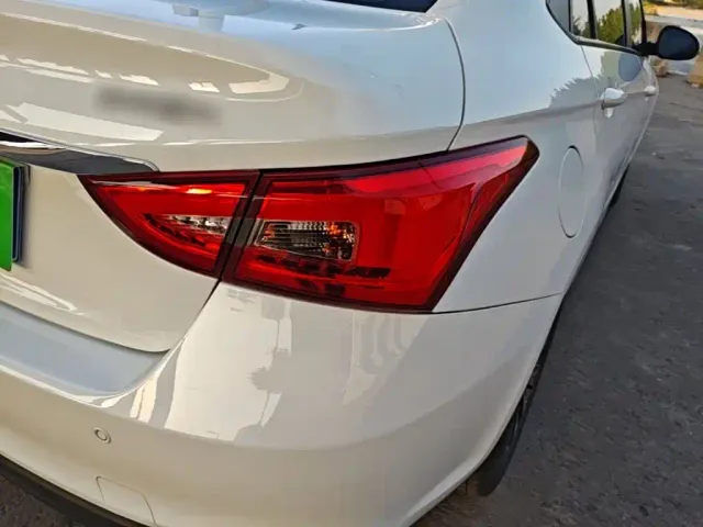 Chery Arrizo 5 — Фото автомобиля 23