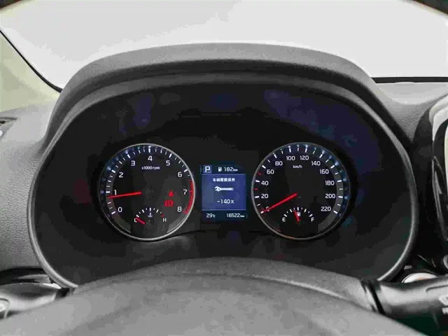 Kia KX1 — Фото автомобиля 23