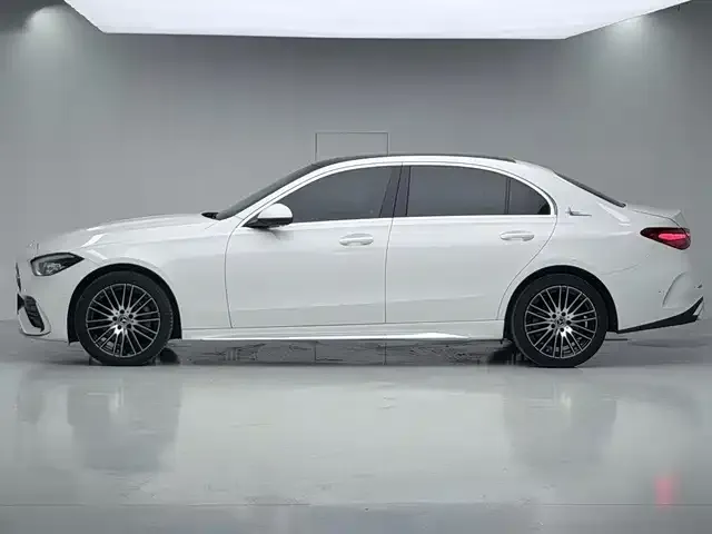 Mercedes-Benz C-Class — Фото автомобиля 10