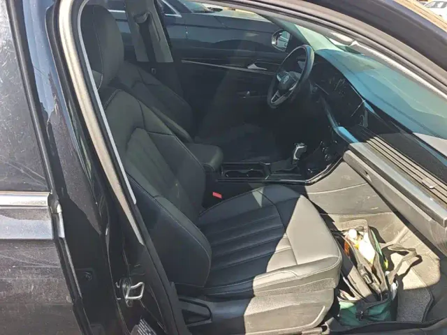 Volkswagen Passat — Фото автомобиля 24