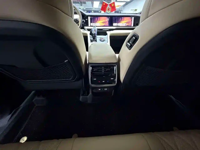 Geely Xingyue L — Фото автомобиля 9