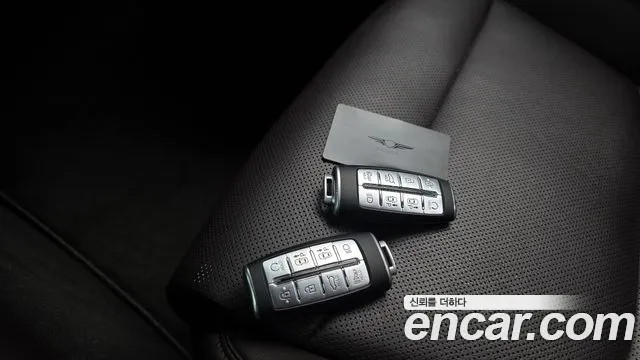 Genesis GV70 2.2 Дизель 2WD — Фото автомобиля 15