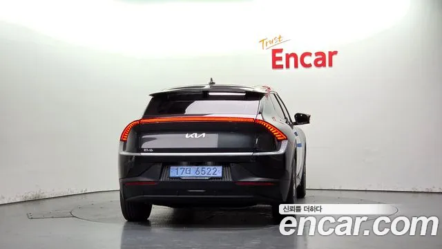 Kia EV6 — Фото автомобиля 4