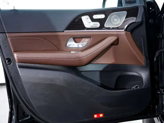 Mercedes-Benz GLE-Class — Фото автомобиля 17
