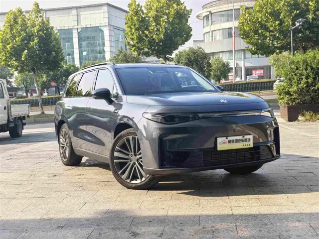 Leapmotor C16 — Фото автомобиля 3
