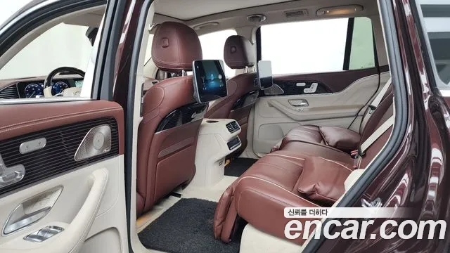 Mercedes-Benz GLS-Class — Фото автомобиля 23