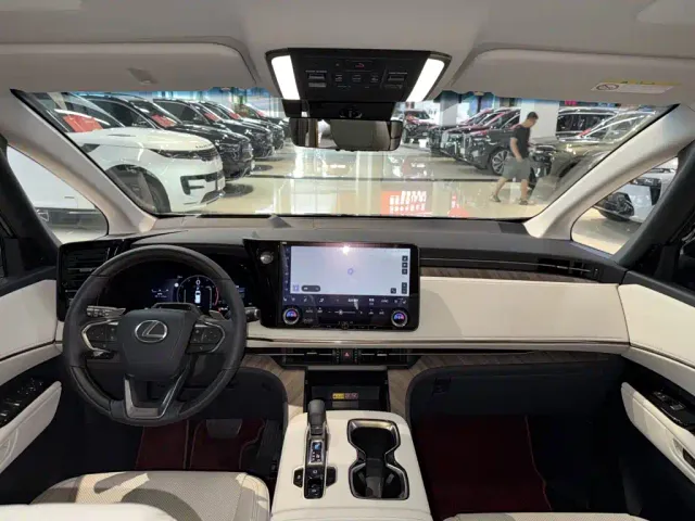 Lexus Lexus LM 2023 500h 6-Seater Prestige Edition — Фото автомобиля 25