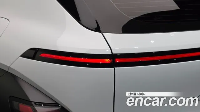 Hyundai Kona SX2 — Фото автомобиля 8