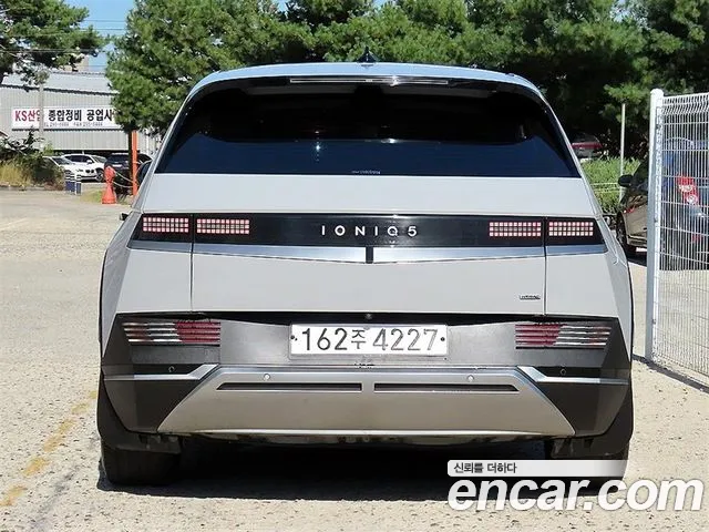 Hyundai Ioniq 5 — Фото автомобиля 4