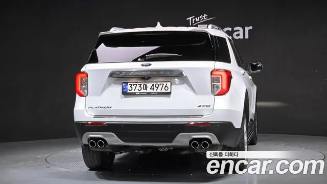 Ford Explorer Explorer 6 поколение 3.0 Platinum 4WD — Фото автомобиля 4