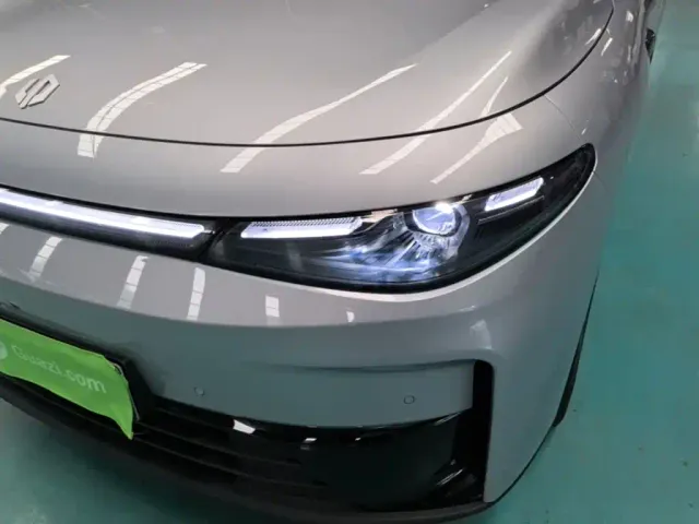Leapmotor C16 — Фото автомобиля 23