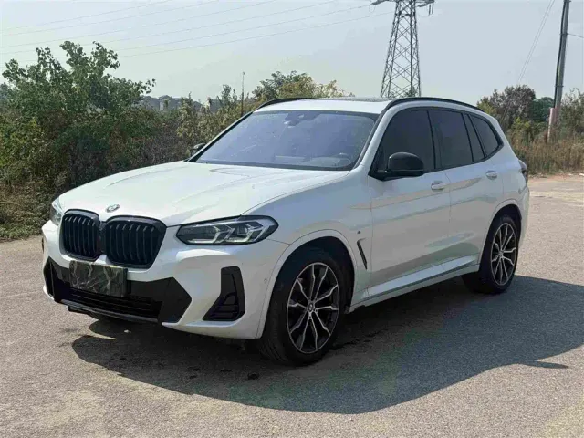 Фотография автомобиля — BMW X3