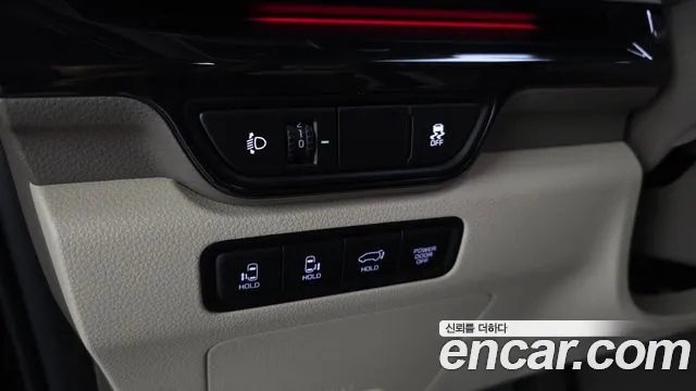 Kia Carnival — Фото автомобиля 27