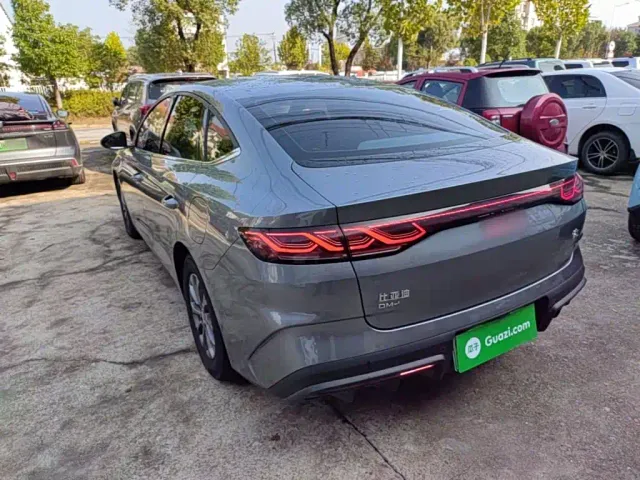 BYD Qin L — Фото автомобиля 4