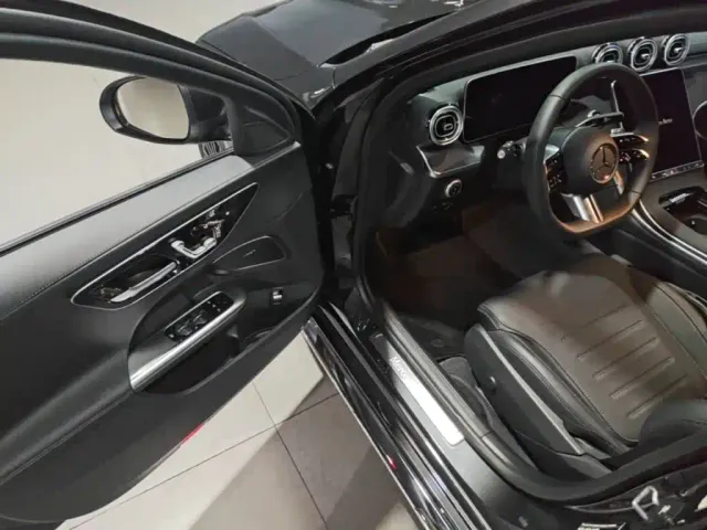 Mercedes-Benz C-Class — Фото автомобиля 15
