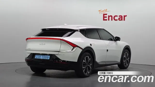 Kia EV6 — Фото автомобиля 2