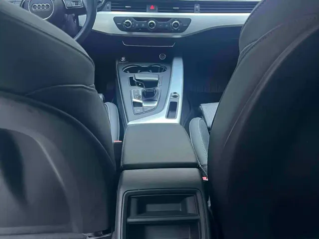 Audi A4L — Фото автомобиля 6