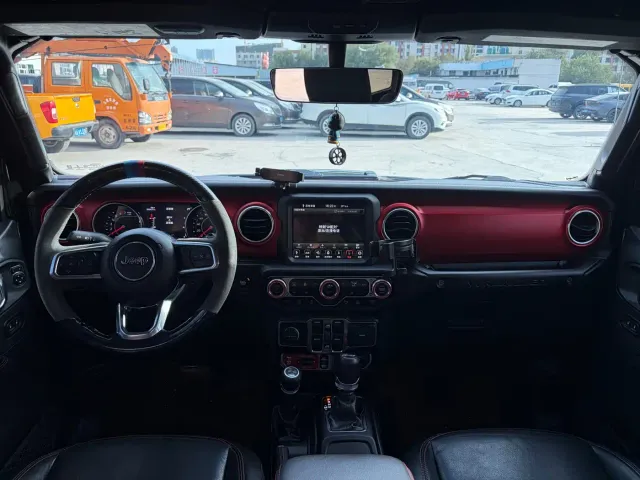 Jeep Wrangler — Фото автомобиля 5