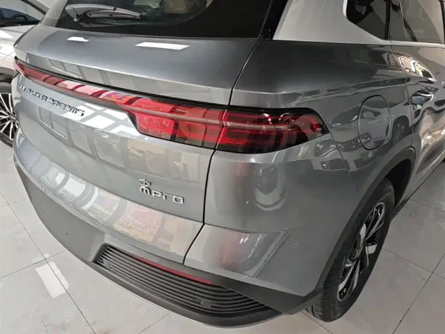 BYD Song Pro — Фото автомобиля 23
