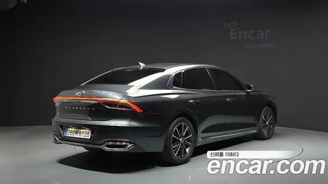 Hyundai Grandeur New — Фото автомобиля 2
