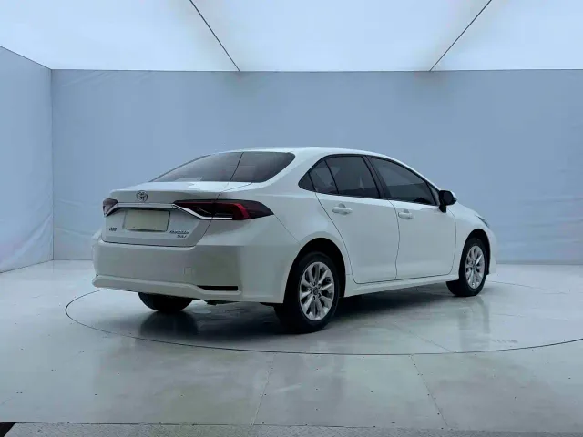 Toyota Corolla — Фото автомобиля 4