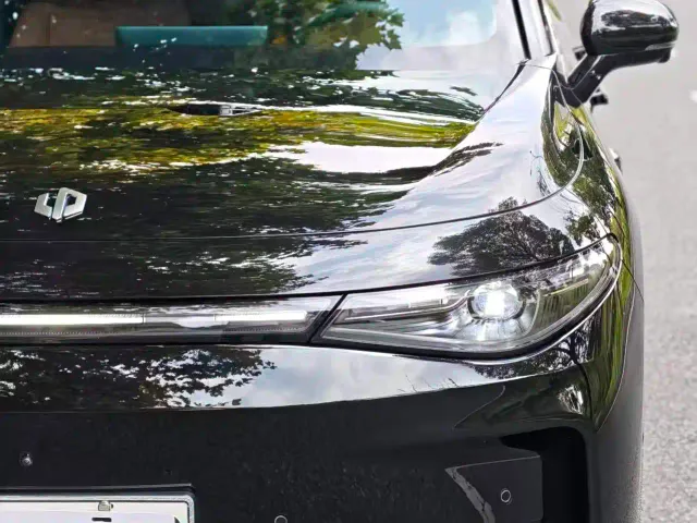 Leapmotor Leapmotor C16 2026 Model Year EREV 280 LiDAR Premium Edition 6-Seater — Фото автомобиля 3