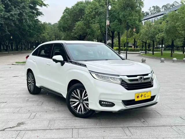 Honda Avancier — Фото автомобиля 3
