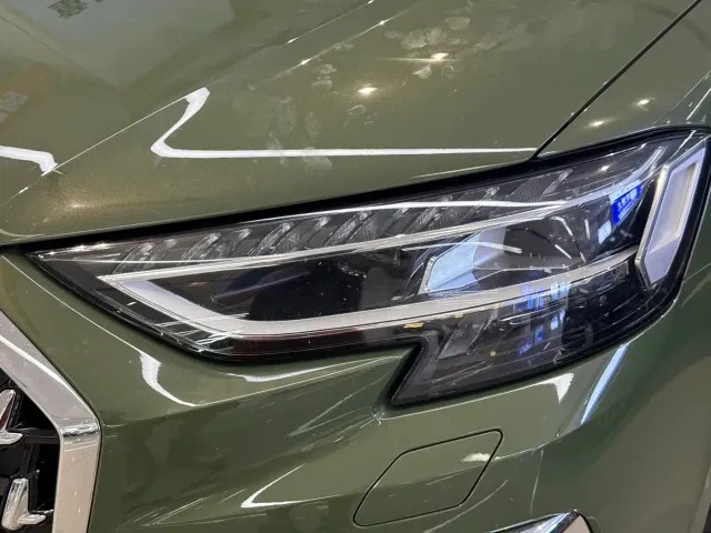 Audi A8 — Фото автомобиля 2