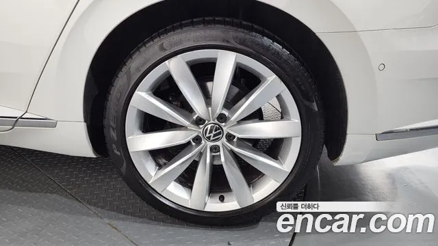 Volkswagen Arteon Arteon 2.0 TDI Prestige — Фото автомобиля 18