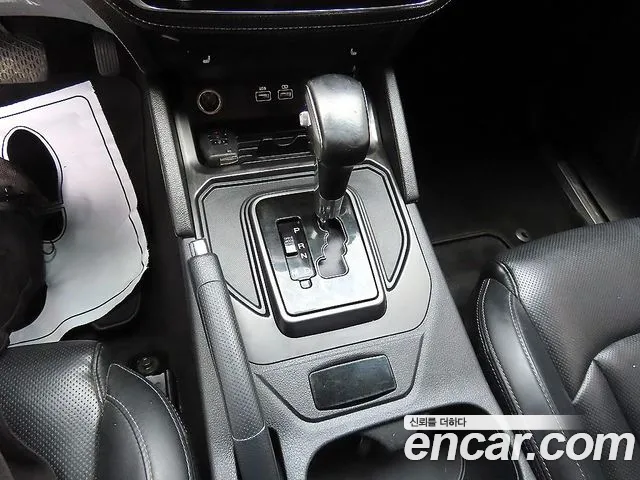 KG_Mobility_Ssangyong Rexton Новый Rexton Sport Khan Дизель 2.2 2WD — Фото автомобиля 10