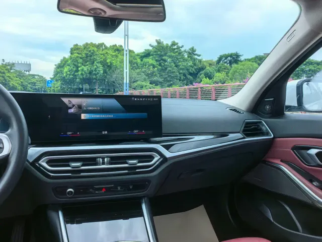 BMW i3 — Фото автомобиля 10