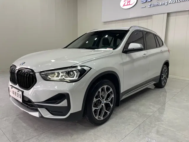 BMW X1 — Фото автомобиля 4