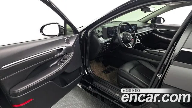 Hyundai Sonata Premium — Фото автомобиля 11